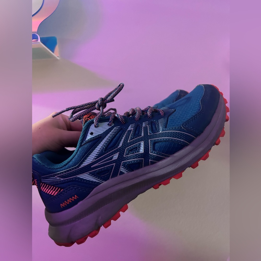 SOLD Asics Womens Trail Scout 2 1012B039 Blue Running Shoes Sneakers Size 8